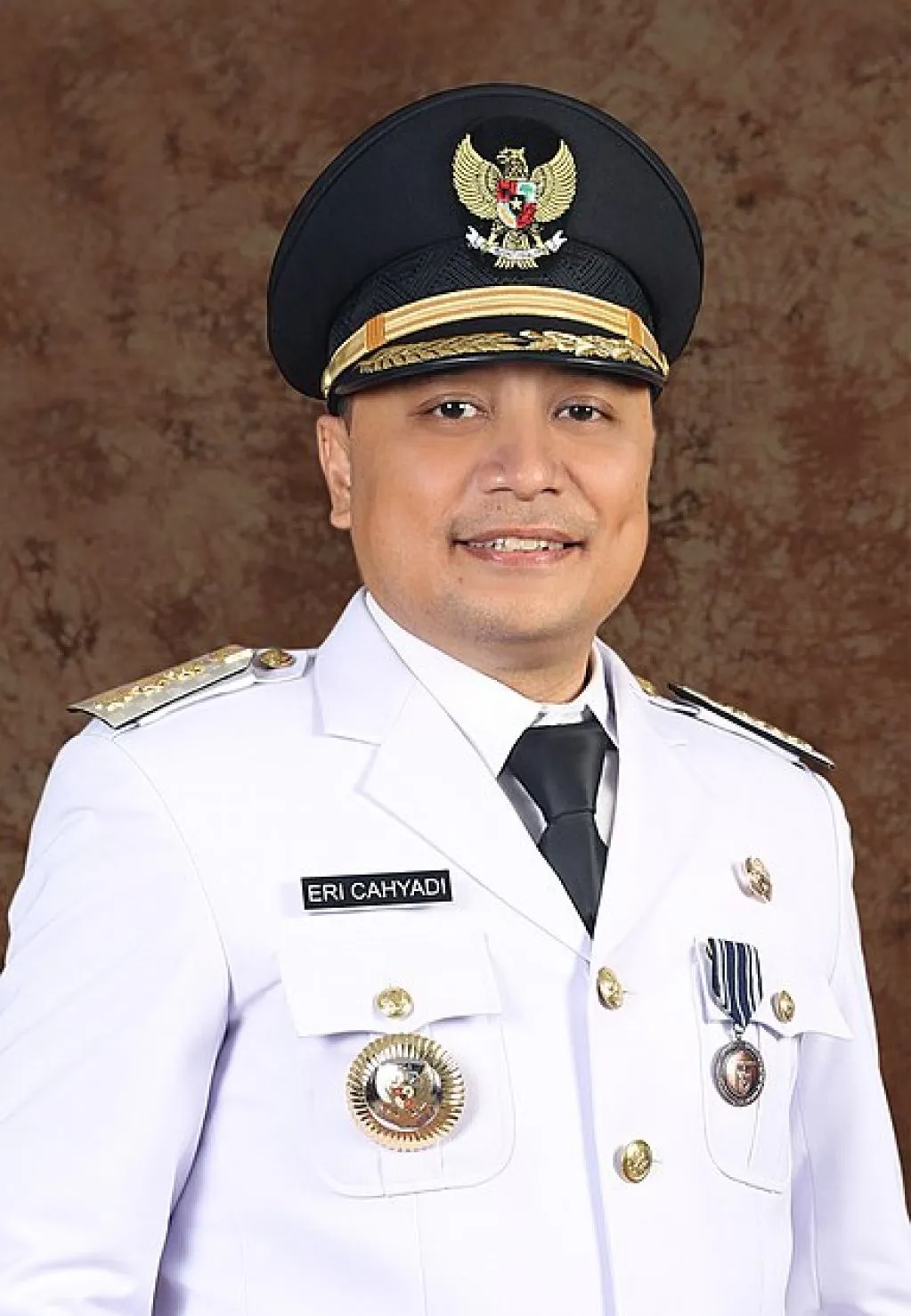 Wali Kota Surabaya Serukan RT-RW Gelar Acara Lokal Rayakan Malam Tahun Baru
